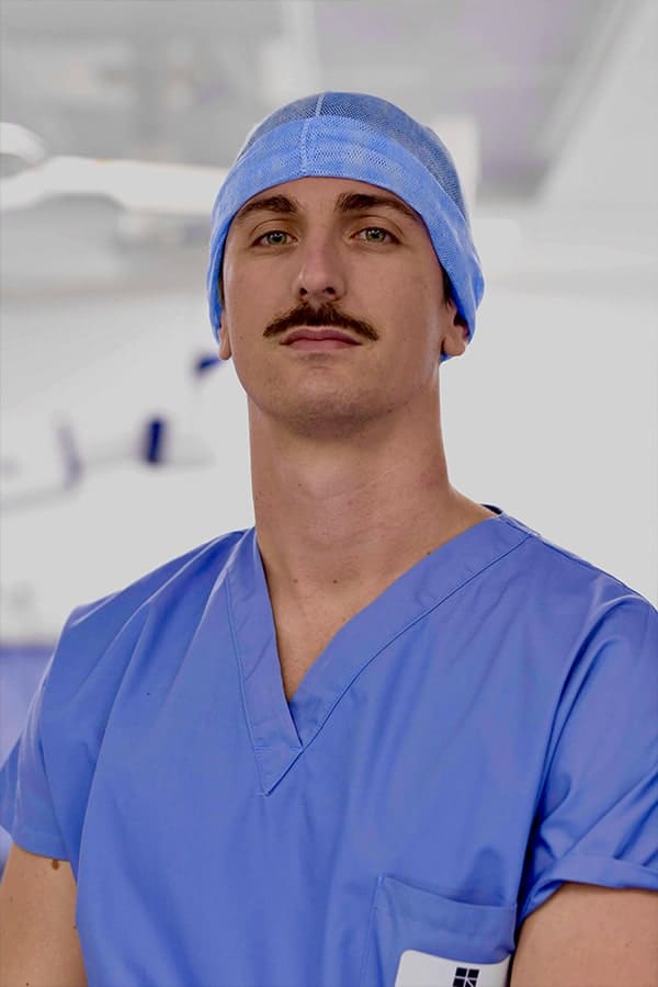 dr pierre laumonerie chirurgien rupture biceps distal operation specialiste du coude paris